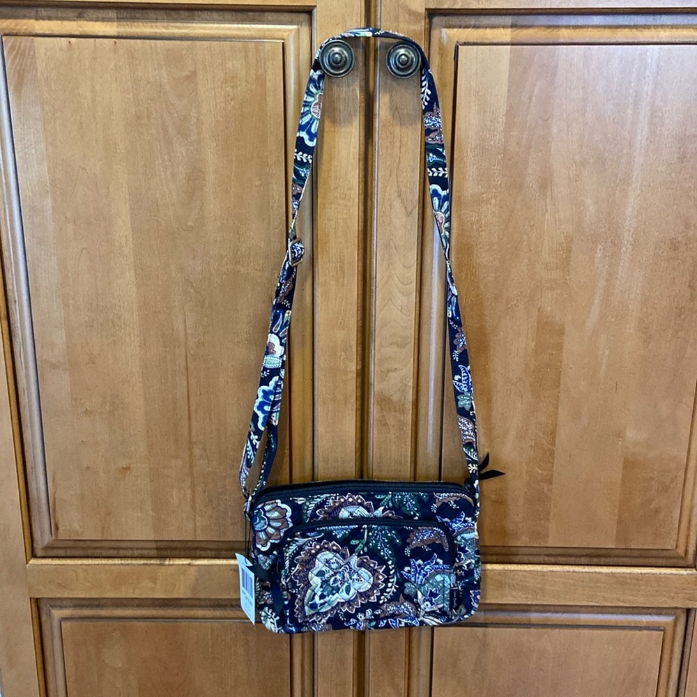 Brand New Vera Bradley RFID Little Hipster  in Java Navy Camo